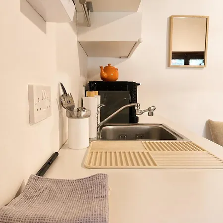 Tiny House - Hillside Garden Trail Hébergement de vacances