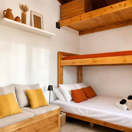 Tiny House - Hillside Garden Trail Hébergement de vacances *